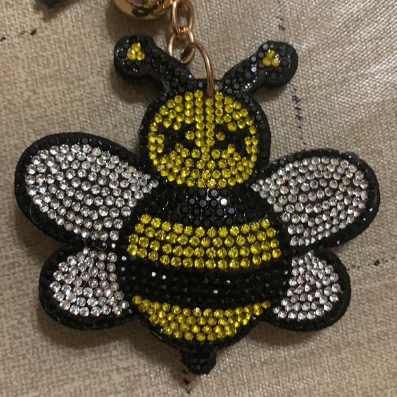 New Bee Rhinestone Keychain 2” - Picture 2 of 6